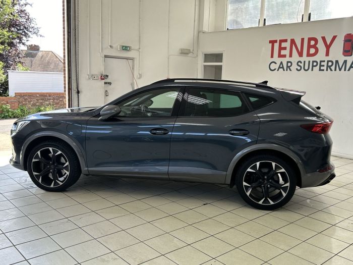 Cupra Formentor 1.4 VZ2 DSG 5d 242 BHP Hatchback Hybrid GREY