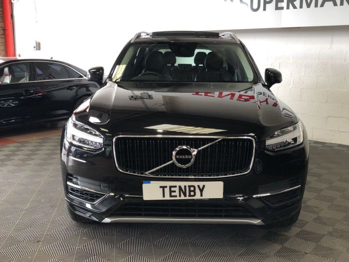 Volvo XC90 2.0 T8 TWIN ENGINE MOMENTUM 5d 316 BHP Estate Hybrid BLACK