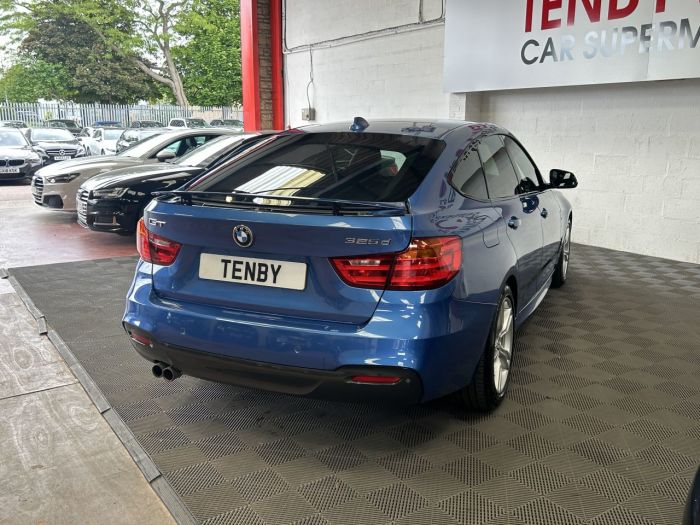 BMW 3 Series Gran Turismo 2.0 325D M SPORT GRAN TURISMO 5d 215 BHP Hatchback Diesel BLUE