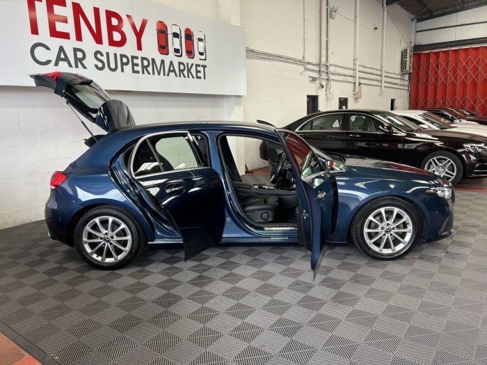 Mercedes-Benz A Class 1.5 A 180 D SPORT PREMIUM 5d 114 BHP Hatchback Diesel BLUE