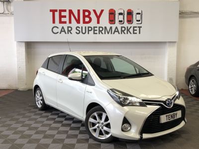 Toyota Yaris 1.5 VVT-I SPORT M-DRIVE S 5d 73 BHP Hatchback Hybrid WHITEToyota Yaris 1.5 VVT-I SPORT M-DRIVE S 5d 73 BHP Hatchback Hybrid WHITE at Motor Finance 4u Tunbridge Wells