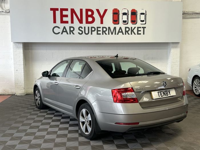 Skoda Octavia 1.0 SE TECHNOLOGY TSI DSG 5d 114 BHP Hatchback Petrol BEIGE