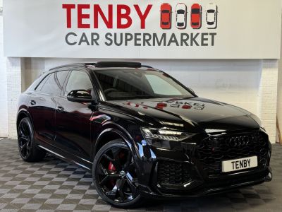 Audi RSQ8 4.0 RS TFSI QUATTRO VORSPRUNG MHEV 5d 592 BHP Estate Petrol BLACKAudi RSQ8 4.0 RS TFSI QUATTRO VORSPRUNG MHEV 5d 592 BHP Estate Petrol BLACK at Motor Finance 4u Tunbridge Wells