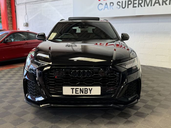 Audi RSQ8 4.0 RS TFSI QUATTRO VORSPRUNG MHEV 5d 592 BHP Estate Petrol BLACK