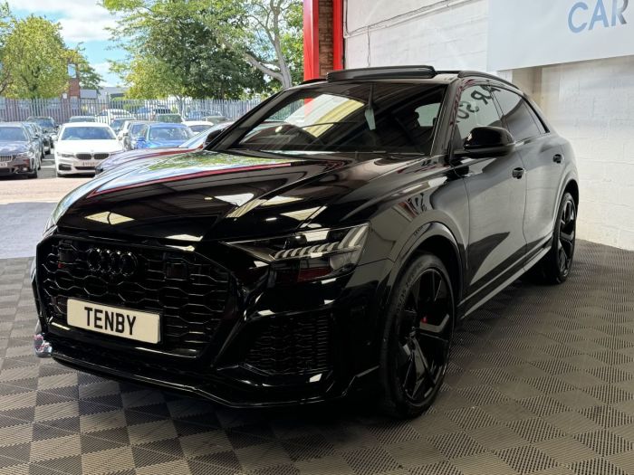 Audi RSQ8 4.0 RS TFSI QUATTRO VORSPRUNG MHEV 5d 592 BHP Estate Petrol BLACK