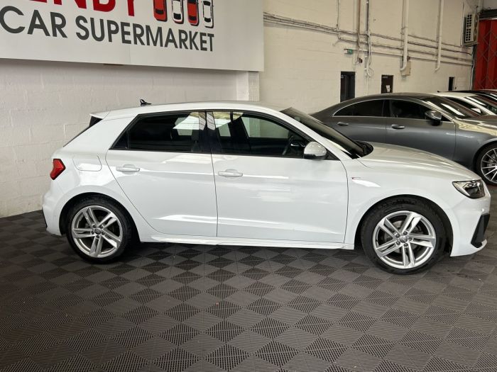 Audi A1 1.0 SPORTBACK TFSI S LINE 5d 114 BHP Hatchback Petrol WHITE