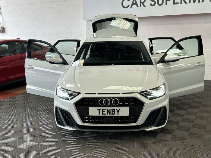 Audi A1 1.0 SPORTBACK TFSI S LINE 5d 114 BHP Hatchback Petrol WHITE