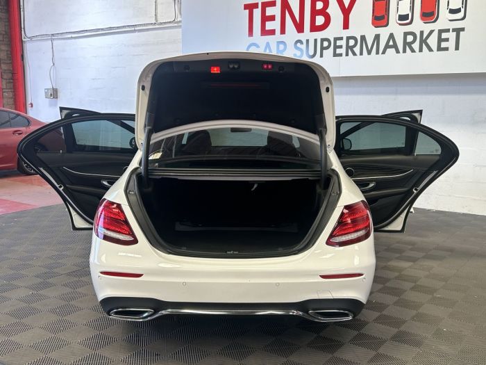 Mercedes-Benz E Class 2.0 E 220 D AMG LINE PREMIUM 4d 192 BHP Saloon Diesel WHITE