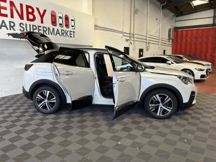 Peugeot 3008 1.6 BLUEHDI S/S ALLURE 5d 120 BHP Hatchback Diesel WHITE