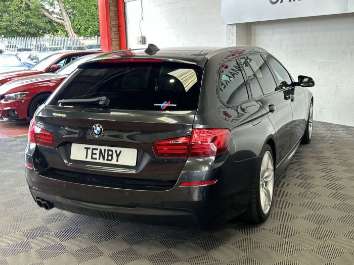 BMW 5 Series 2.0 520D M SPORT TOURING 5d 188 BHP Estate Diesel GREY