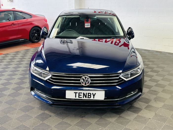 Volkswagen Passat 2.0 SE BUSINESS TDI BLUEMOTION TECH DSG 4d 148 BHP Saloon Diesel BLUE