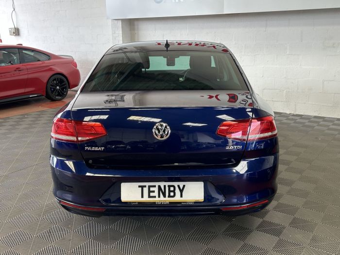 Volkswagen Passat 2.0 SE BUSINESS TDI BLUEMOTION TECH DSG 4d 148 BHP Saloon Diesel BLUE