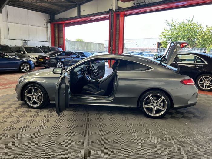 Mercedes-Benz C Class 2.1 C 220 D AMG LINE PREMIUM PLUS 2d 168 BHP Coupe Diesel GREY