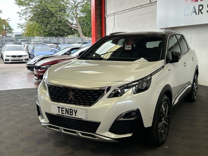 Peugeot 3008 1.2 PURETECH S/S GT LINE 5d 129 BHP Hatchback Petrol WHITE