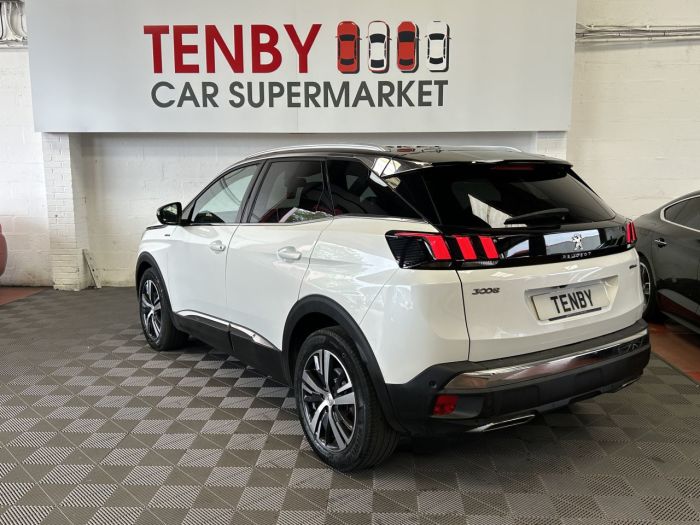 Peugeot 3008 1.2 PURETECH S/S GT LINE 5d 129 BHP Hatchback Petrol WHITE