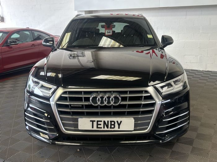 Audi Q5 3.0 TDI QUATTRO S LINE 5d 282 BHP Estate Diesel BLACK