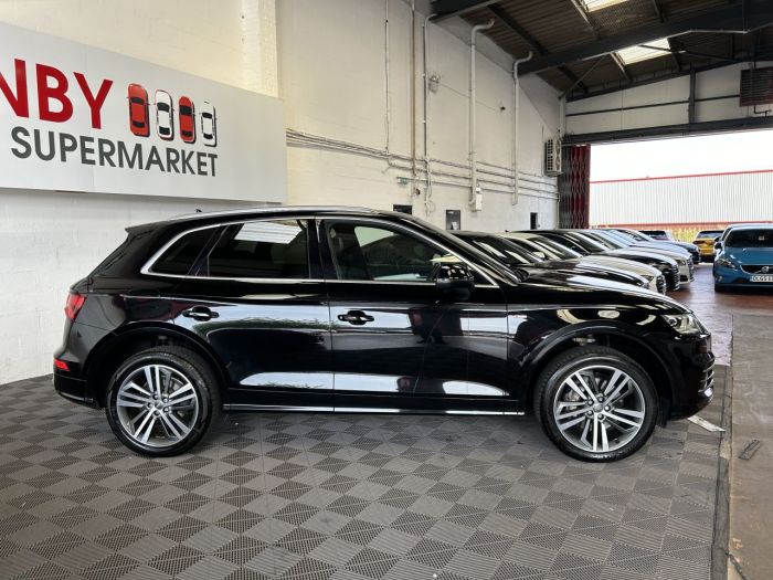 Audi Q5 3.0 TDI QUATTRO S LINE 5d 282 BHP Estate Diesel BLACK