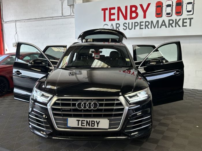 Audi Q5 3.0 TDI QUATTRO S LINE 5d 282 BHP Estate Diesel BLACK