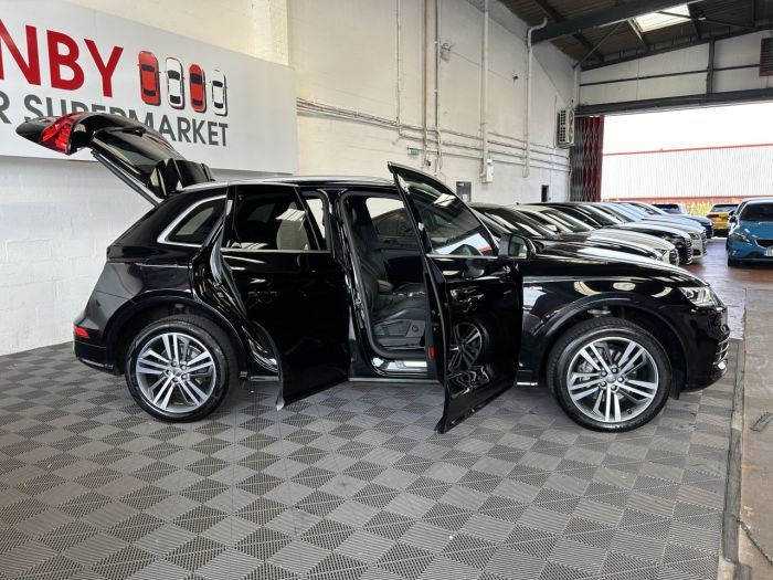 Audi Q5 3.0 TDI QUATTRO S LINE 5d 282 BHP Estate Diesel BLACK