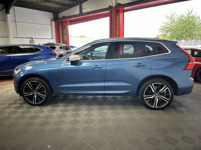 Volvo XC60 2.0 D4 R-DESIGN PRO AWD 5d 188 BHP Estate Diesel BLUE