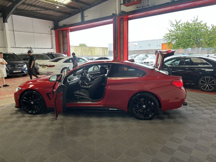 BMW 4 Series 3.0 440I M SPORT 2d 322 BHP Coupe Petrol RED