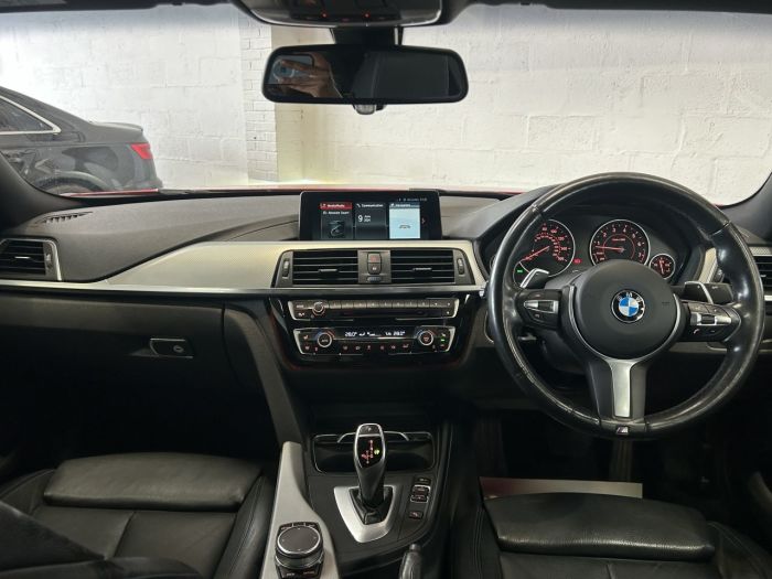 BMW 4 Series 3.0 440I M SPORT 2d 322 BHP Coupe Petrol RED