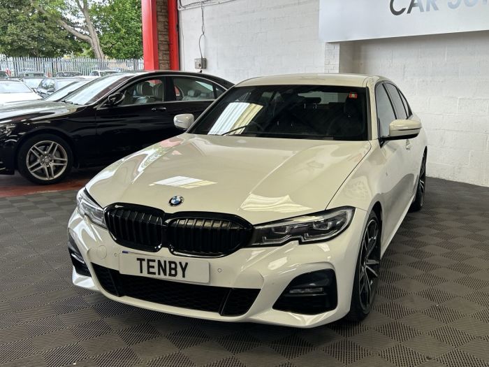 BMW 3 Series 2.0 330I M SPORT 4d 255 BHP Saloon Petrol WHITE