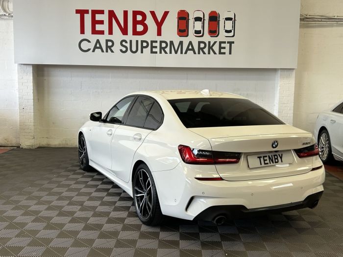 BMW 3 Series 2.0 330I M SPORT 4d 255 BHP Saloon Petrol WHITE