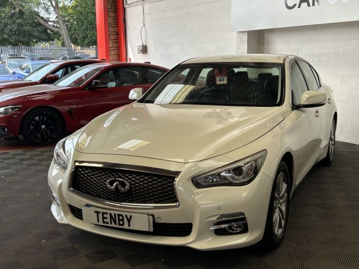 Infiniti Q50 2.1 PREMIUM D 4d 168 BHP Saloon Diesel WHITE