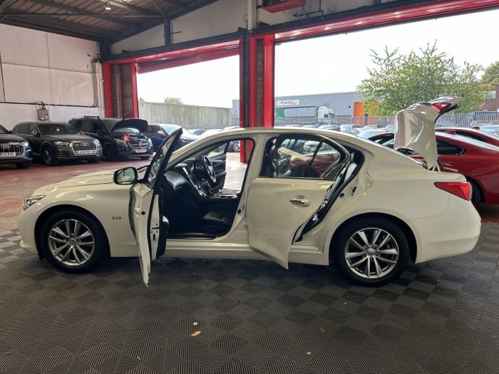 Infiniti Q50 2.1 PREMIUM D 4d 168 BHP Saloon Diesel WHITE