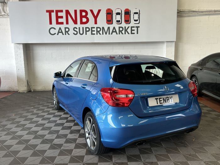 Mercedes-Benz A Class 1.6 A180 BLUEEFFICIENCY SPORT 5d 122 BHP Hatchback Petrol BLUE