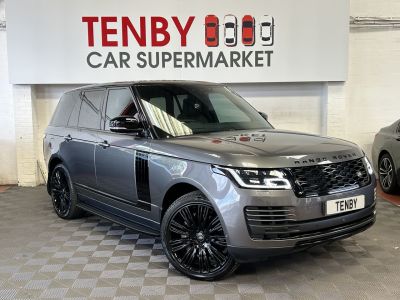 Land Rover Range Rover 4.4 SDV8 VOGUE SE 5d 340 BHP Estate Diesel GREYLand Rover Range Rover 4.4 SDV8 VOGUE SE 5d 340 BHP Estate Diesel GREY at Motor Finance 4u Tunbridge Wells