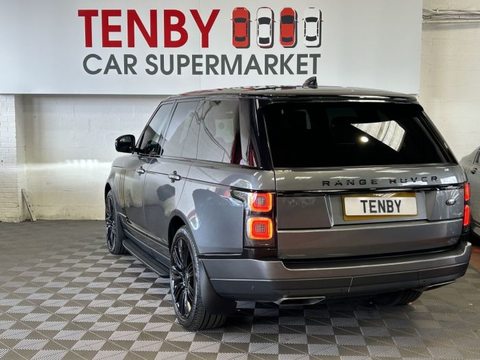 Land Rover Range Rover 4.4 SDV8 VOGUE SE 5d 340 BHP Estate Diesel GREY