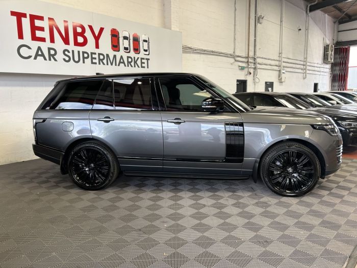 Land Rover Range Rover 4.4 SDV8 VOGUE SE 5d 340 BHP Estate Diesel GREY