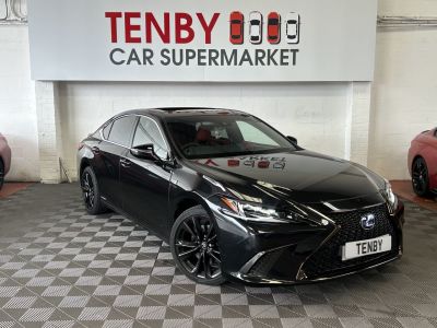 Lexus ES 2.5 300H F SPORT 4d 215 BHP Saloon Hybrid BLACKLexus ES 2.5 300H F SPORT 4d 215 BHP Saloon Hybrid BLACK at Motor Finance 4u Tunbridge Wells