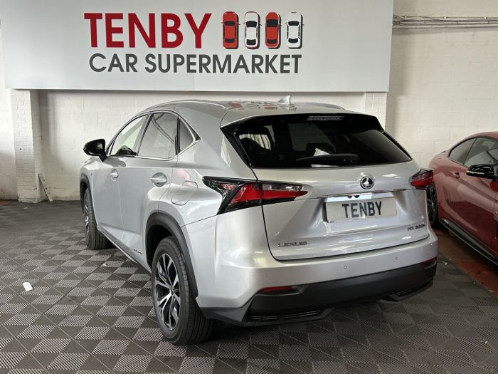 Lexus Nx 2.5 300H F SPORT 5d 153 BHP Estate Hybrid SILVER