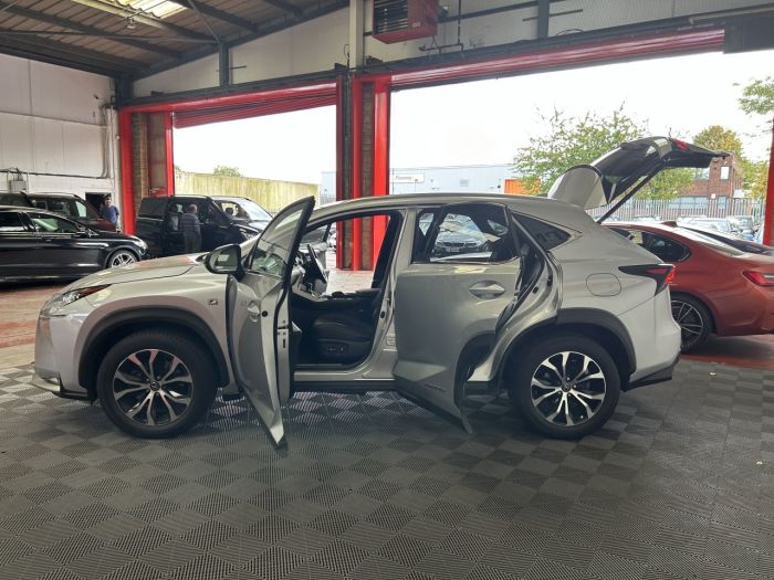 Lexus Nx 2.5 300H F SPORT 5d 153 BHP Estate Hybrid SILVER