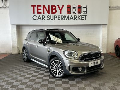 Mini Countryman 1.5 COOPER S E ALL4 5d 222 BHP Hatchback Hybrid SILVERMini Countryman 1.5 COOPER S E ALL4 5d 222 BHP Hatchback Hybrid SILVER at Motor Finance 4u Tunbridge Wells