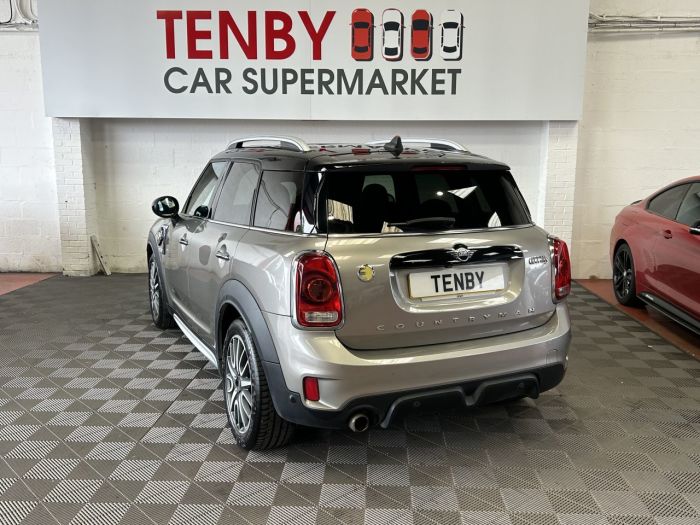 Mini Countryman 1.5 COOPER S E ALL4 5d 222 BHP Hatchback Hybrid SILVER