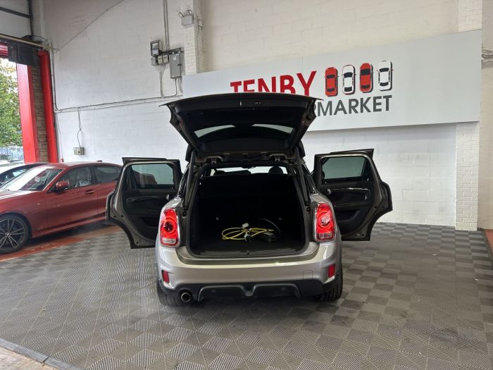 Mini Countryman 1.5 COOPER S E ALL4 5d 222 BHP Hatchback Hybrid SILVER