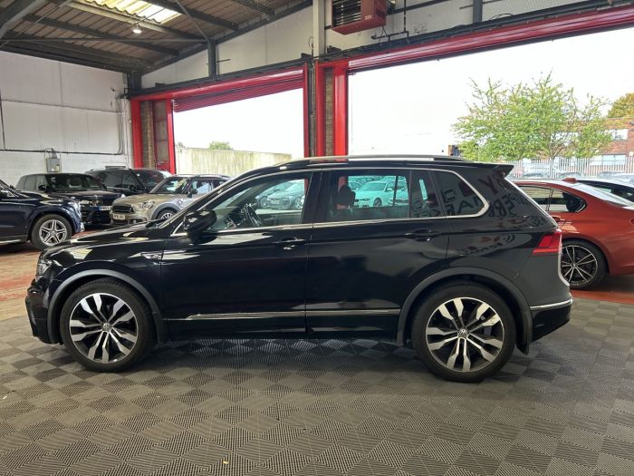 Volkswagen Tiguan 2.0 TDI R-Line SUV 5dr Diesel DSG 4Motion Euro 6 (s/s) (150 ps) SUV Diesel BLACK