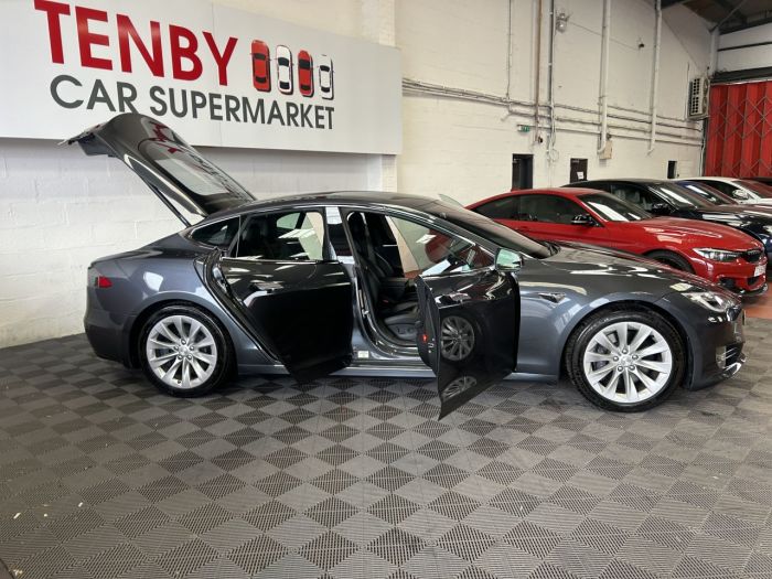 Tesla Model S 75D (Dual Motor) Hatchback 5dr Electric Auto 4WD (328 bhp) Hatchback Electric GREY