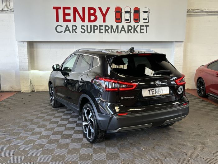 Nissan Qashqai 1.6 dCi Tekna SUV 5dr Diesel XTRON Euro 6 (s/s) (130 ps) SUV Diesel BLACK