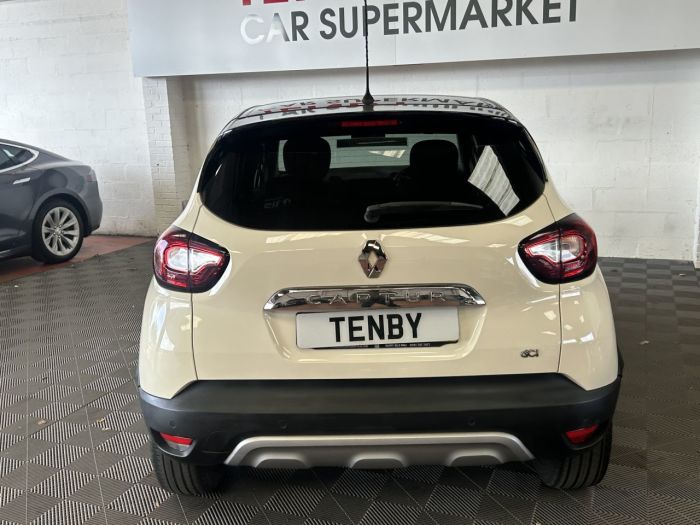 Renault Captur 1.5 dCi ENERGY Dynamique S Nav SUV 5dr Diesel EDC Euro 6 (s/s) (90 ps) SUV Diesel WHITE