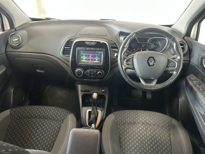 Renault Captur 1.5 dCi ENERGY Dynamique S Nav SUV 5dr Diesel EDC Euro 6 (s/s) (90 ps) SUV Diesel WHITE