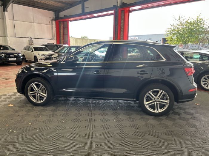 Audi Q5 2.0 TDI S line SUV 5dr Diesel S Tronic quattro Euro 6 (s/s) (190 ps) SUV Diesel BLUE