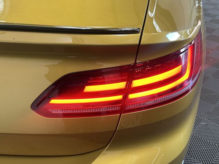 Volkswagen Arteon 2.0 TDI R-Line Fastback 5dr Diesel DSG Euro 6 (s/s) (150 ps) Hatchback Diesel YELLOW