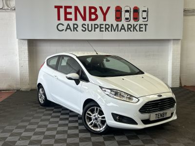 Ford Fiesta 1.0 ZETEC 3d 99 BHP Hatchback Petrol WHITEFord Fiesta 1.0 ZETEC 3d 99 BHP Hatchback Petrol WHITE at Motor Finance 4u Tunbridge Wells