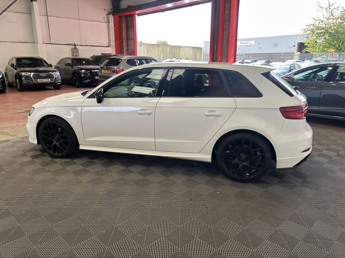 Audi A3 1.5 TFSI CoD Black Edition Sportback 5dr Petrol S Tronic Euro 6 (s/s) (150 ps) Hatchback Petrol WHITE