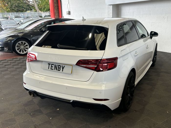 Audi A3 1.5 TFSI CoD Black Edition Sportback 5dr Petrol S Tronic Euro 6 (s/s) (150 ps) Hatchback Petrol WHITE